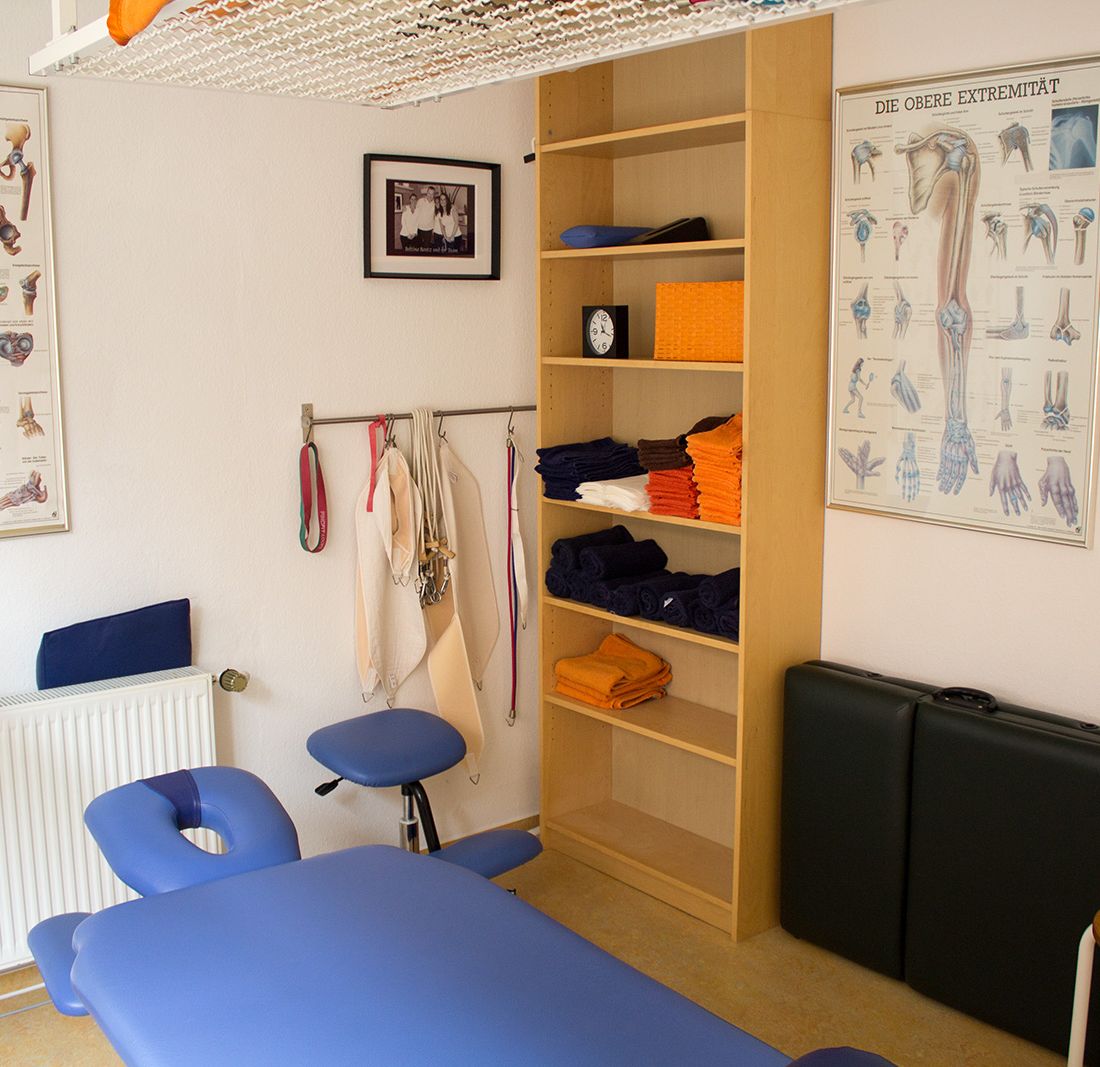 Behandlungsraum für Krankengymnastik der Praxis Physiotherapie & Heilpraktik in Lübbecke