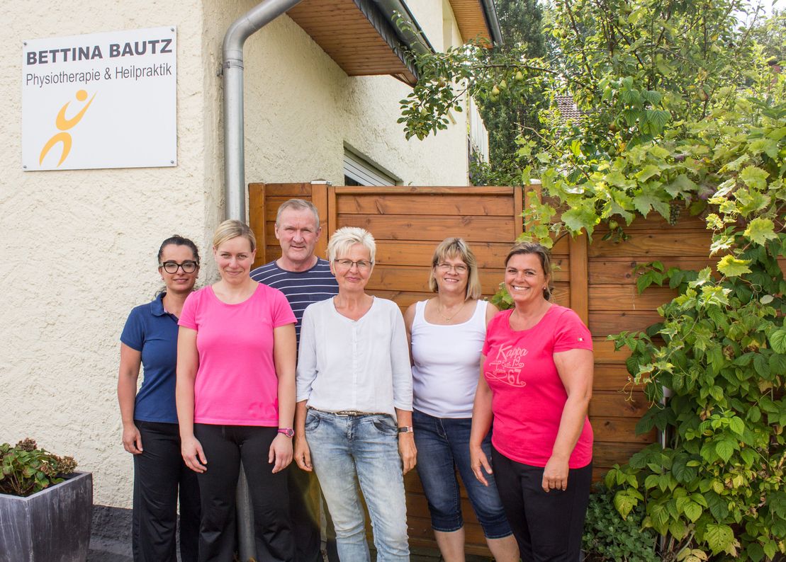 Das Team der Physiotherapie & Heilpraktik Praxis in der Gehlenbecker Straße 51, 32312 Lübbecke | Willkommen!